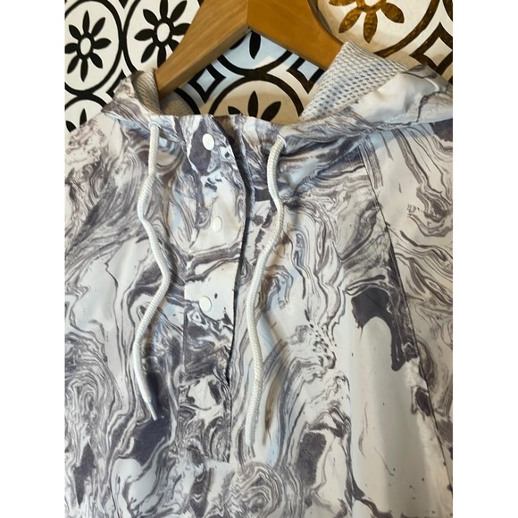 Marble grey rain / windbreaker pullover. size large. - Picture 2 of 7